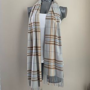 Beautiful cashmere scarf- 1ft by 6ft